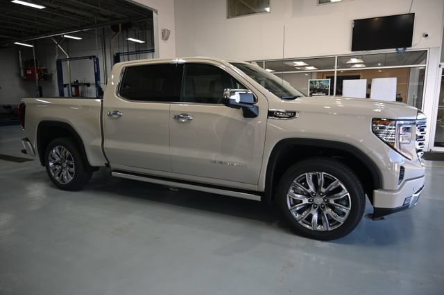 New 2026 GMC Sierra 1500 Denali AWD/4WD image 4