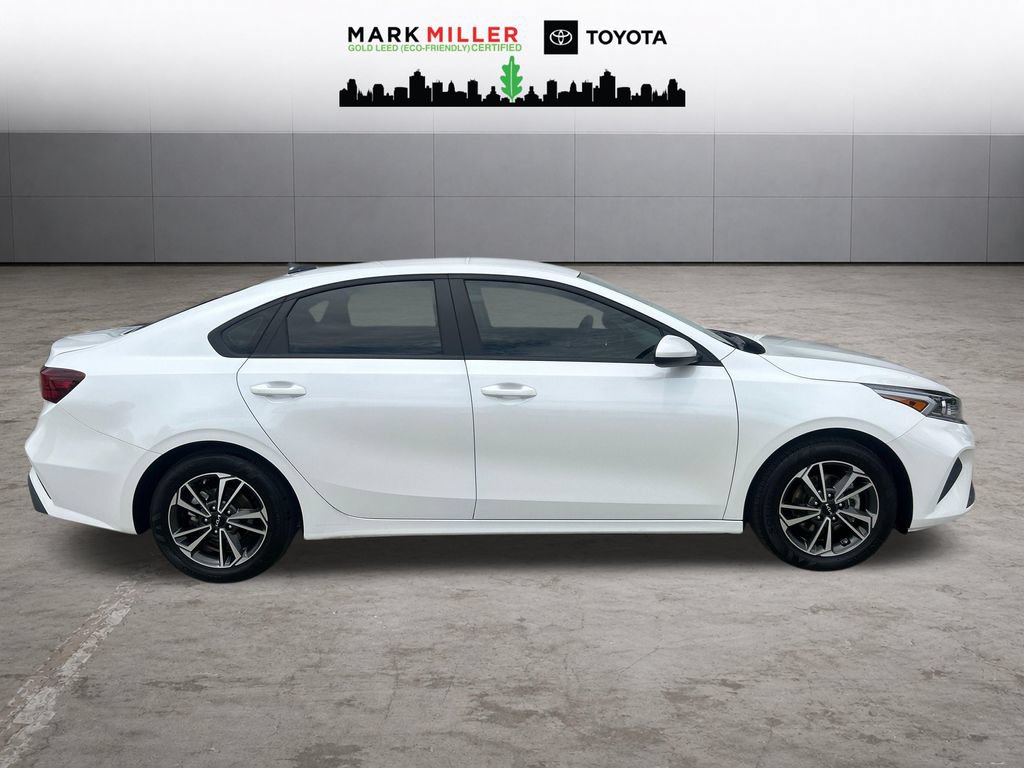 Used 2024 Kia Forte LXS FWD image 7
