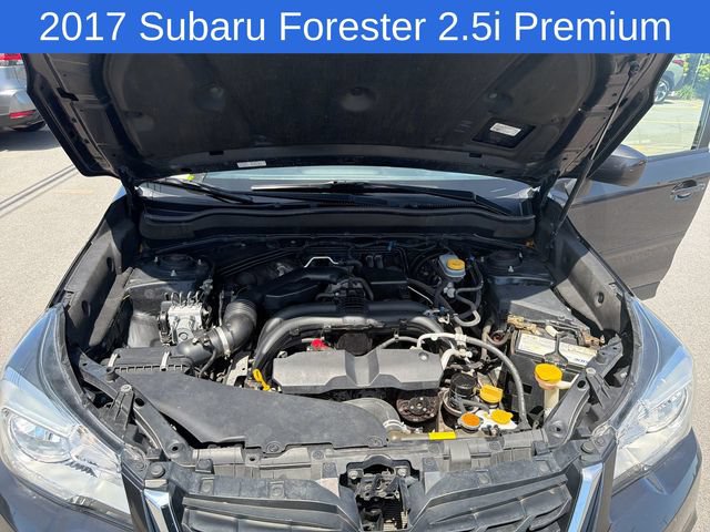Used 2017 Subaru Forester 2.5i Premium w/ All-Weather Package AWD/4WD image 19