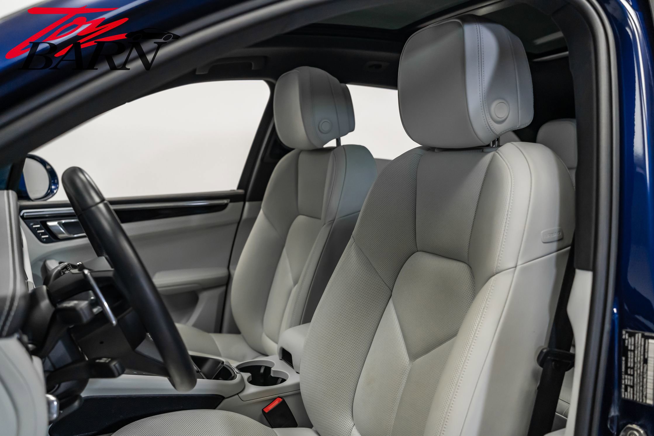 Used 2022 Porsche Macan S image 23