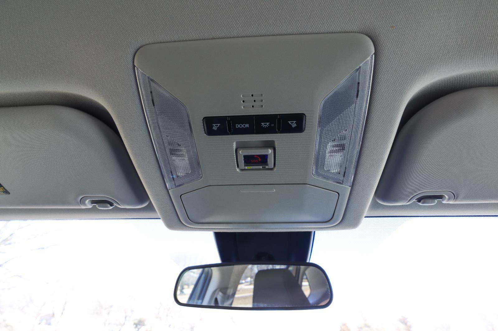 Used 2024 Toyota RAV4 LE image 31