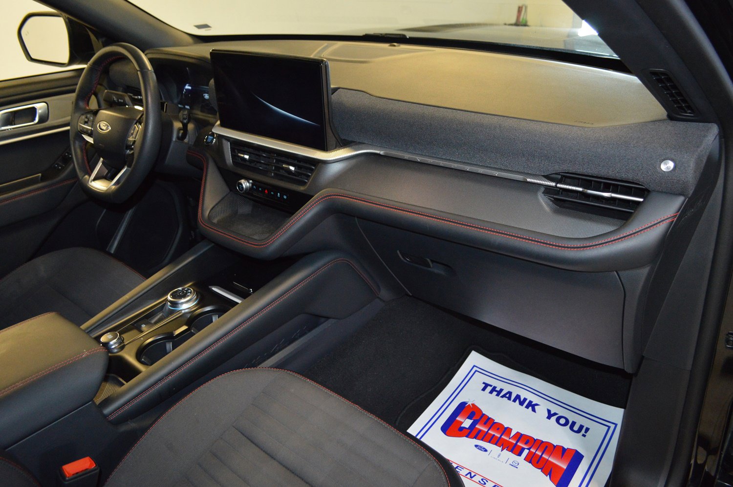 Certified 2025 Ford Explorer ST-Line image 10