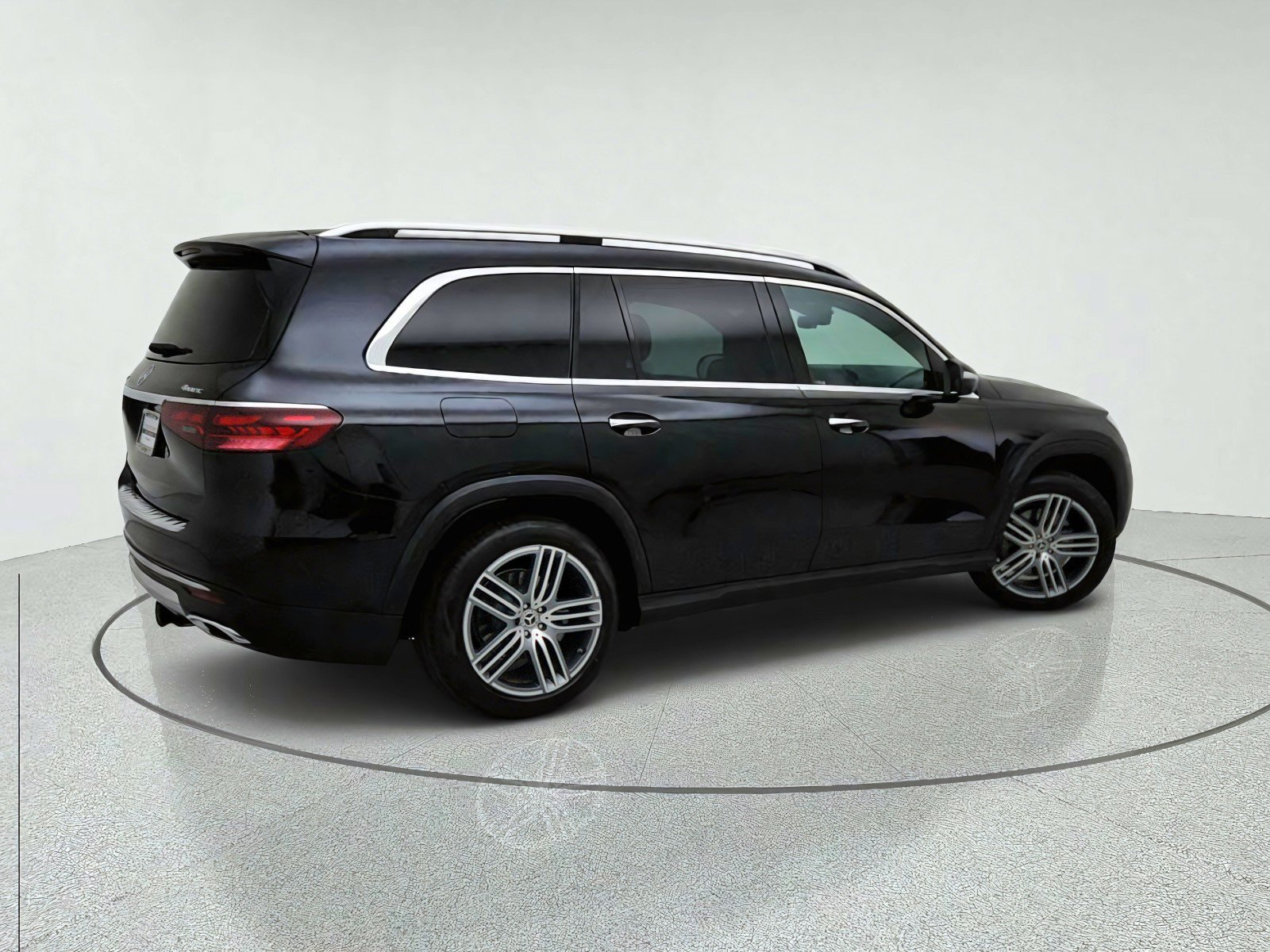 Certified 2025 Mercedes-Benz GLS 450 4MATIC image 8