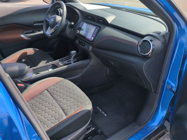 Used 2023 Nissan Kicks SR FWD image 35