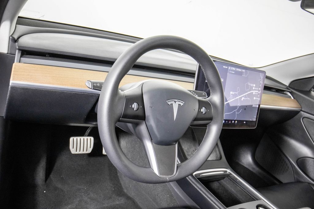 Used 2021 Tesla Model 3 Performance image 16