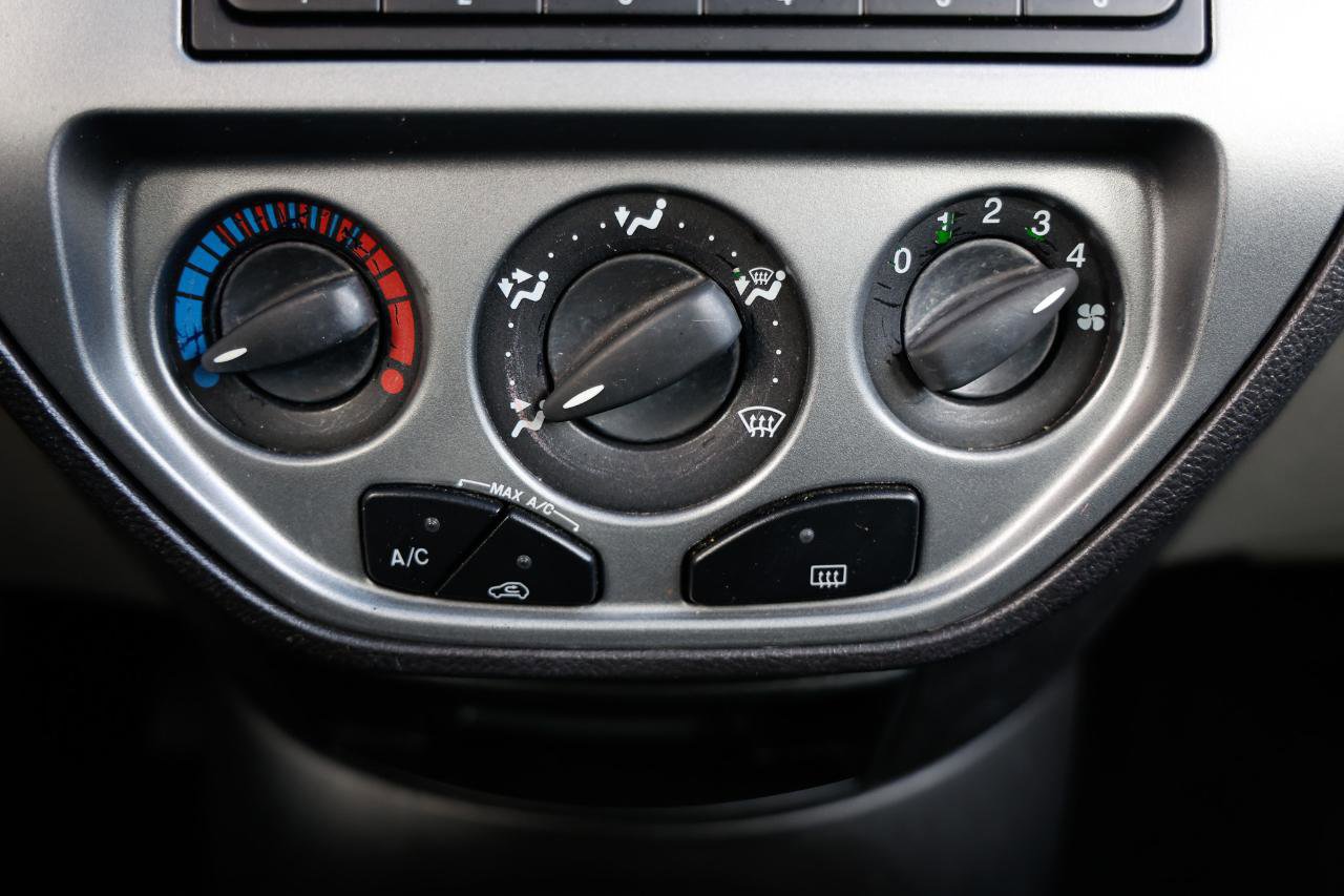 Used 2007 Ford Focus S image 29