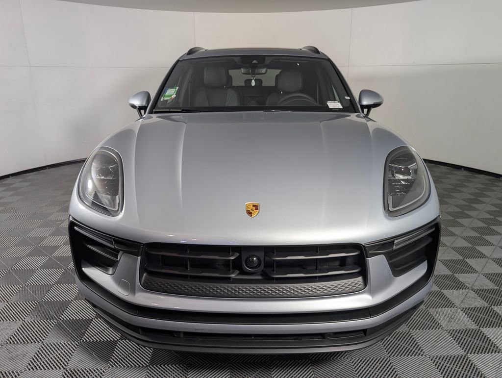 New 2026 Porsche Macan image 10