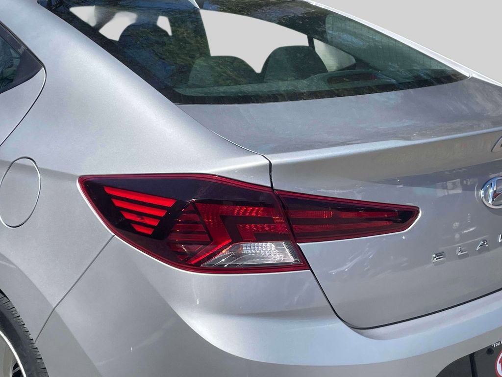 Used 2020 Hyundai Elantra SEL w/ Cargo Package (C1) FWD image 10