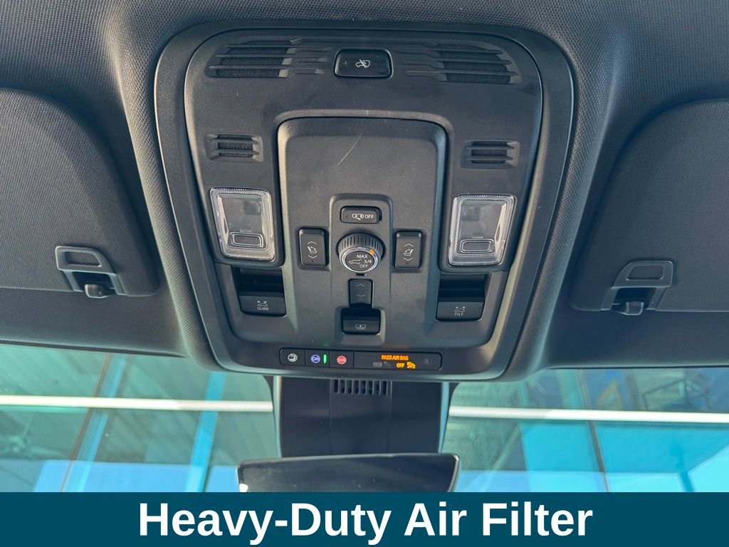 Used 2025 GMC Yukon AT4 w/ AT4 Premium Package image 26