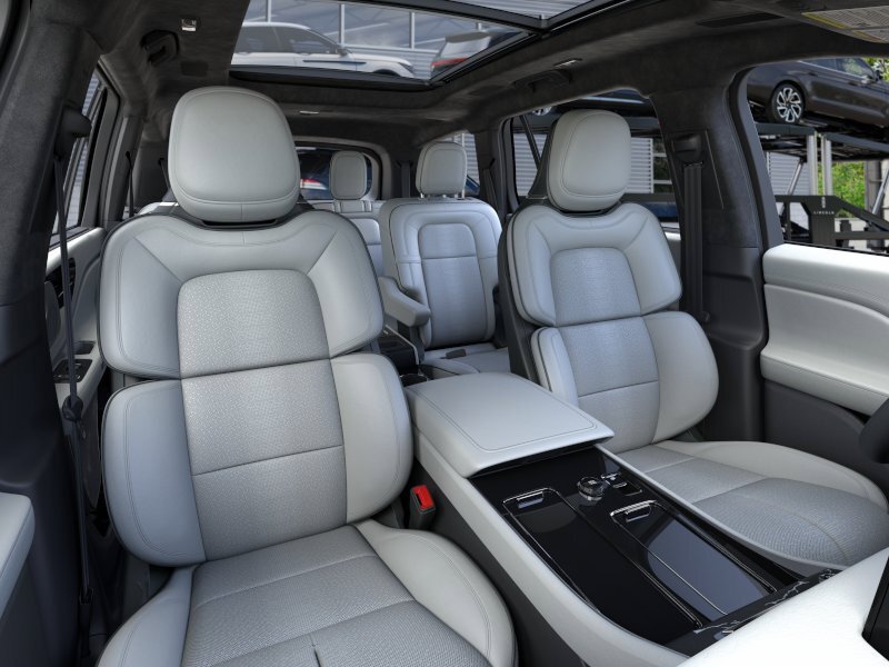 New 2026 Lincoln Aviator Black Label w/ Black Label Special Edition AWD/4WD image 10