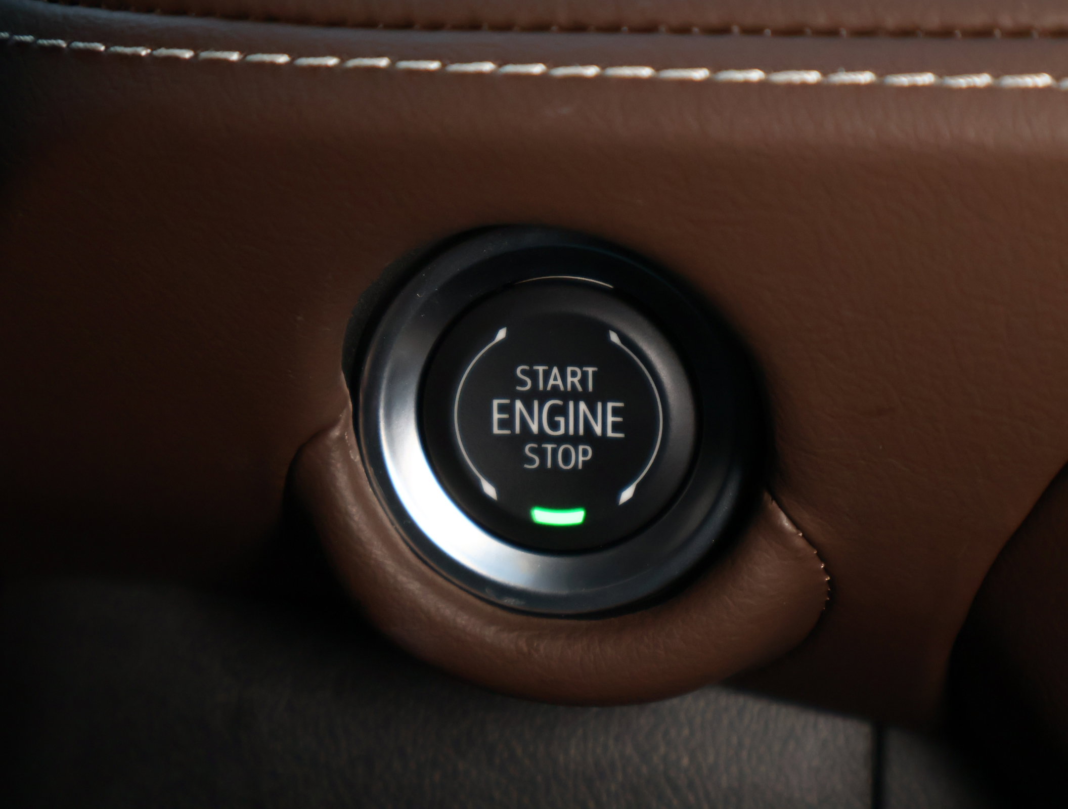 Certified 2025 Chevrolet Suburban High Country image 22