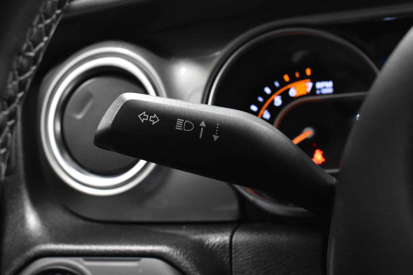 Used 2022 Jeep Wrangler Unlimited Sahara w/ LED Lighting Group image 10