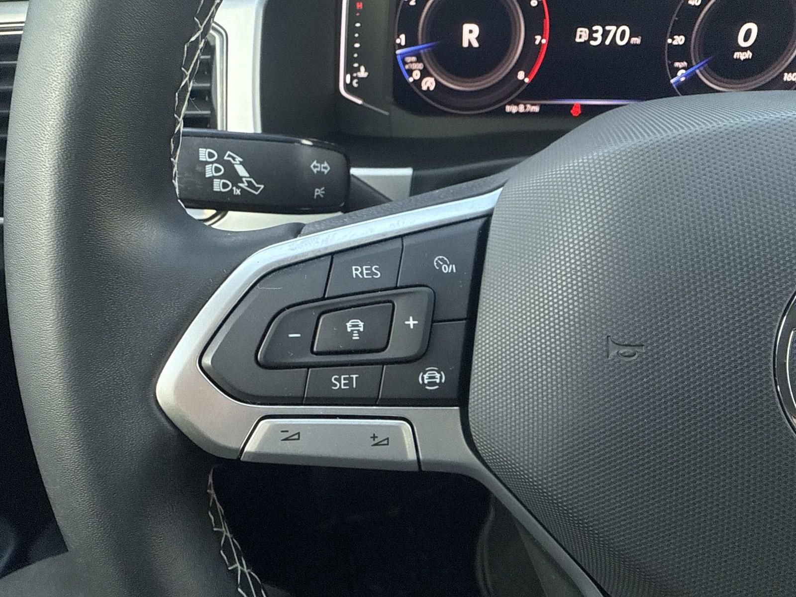 Certified 2022 Volkswagen Atlas SE image 30