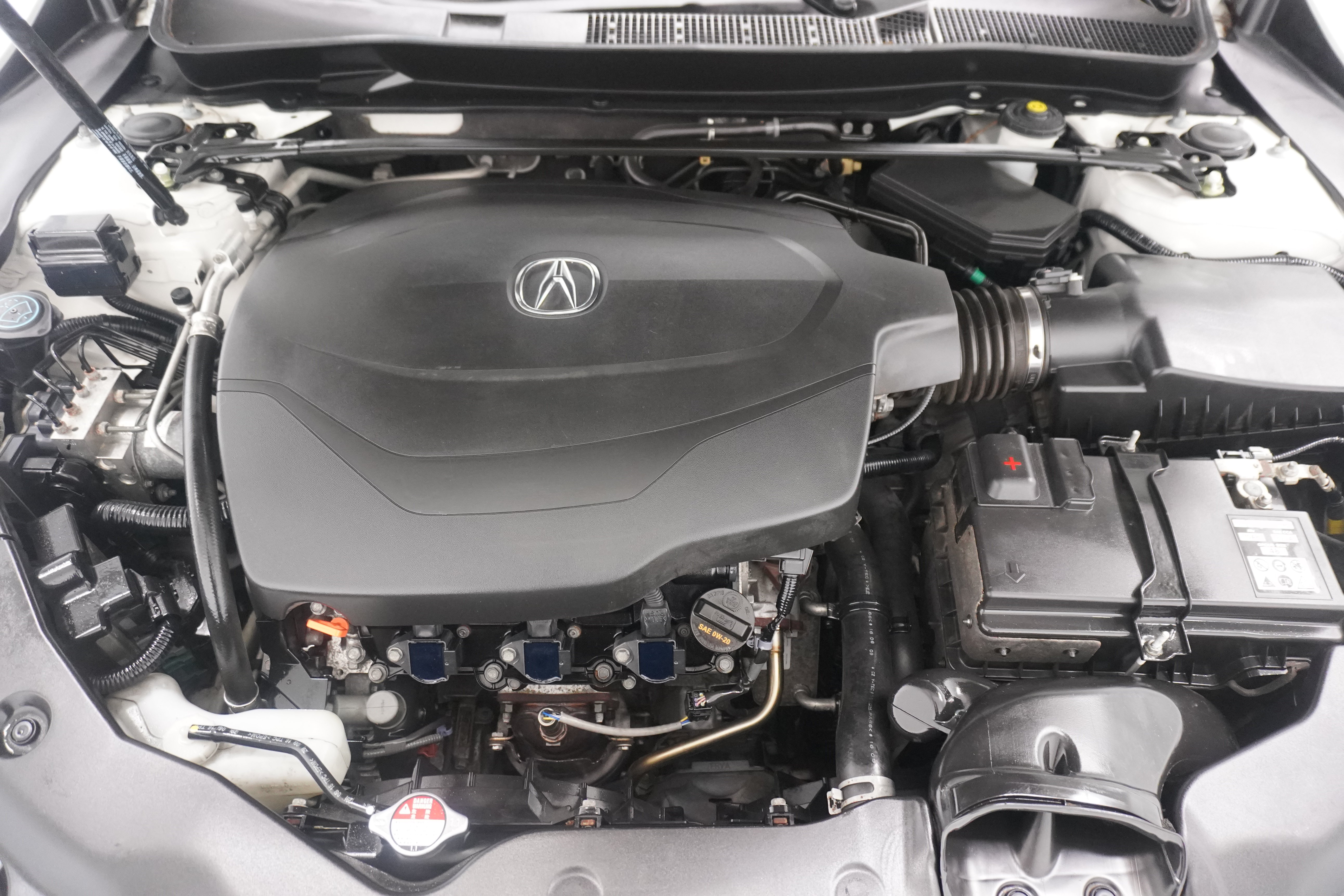 Used 2017 Acura TLX V6 w/ Technology Package FWD image 33