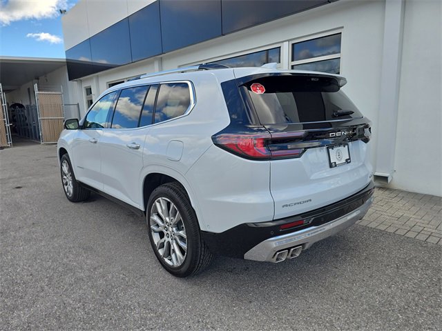 New 2026 GMC Acadia Denali w/ Super Cruise Package image 5