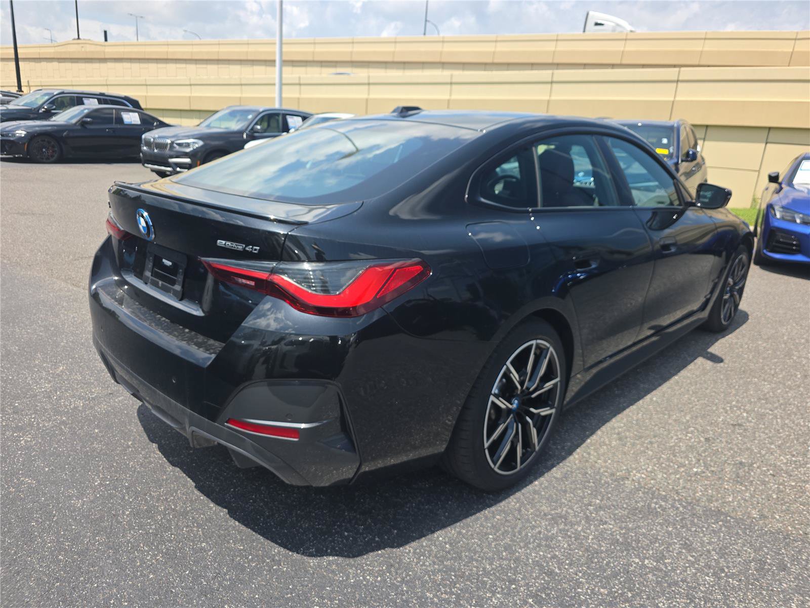 Used 2023 BMW i4 eDrive40 w/ M Sport Package RWD image 2