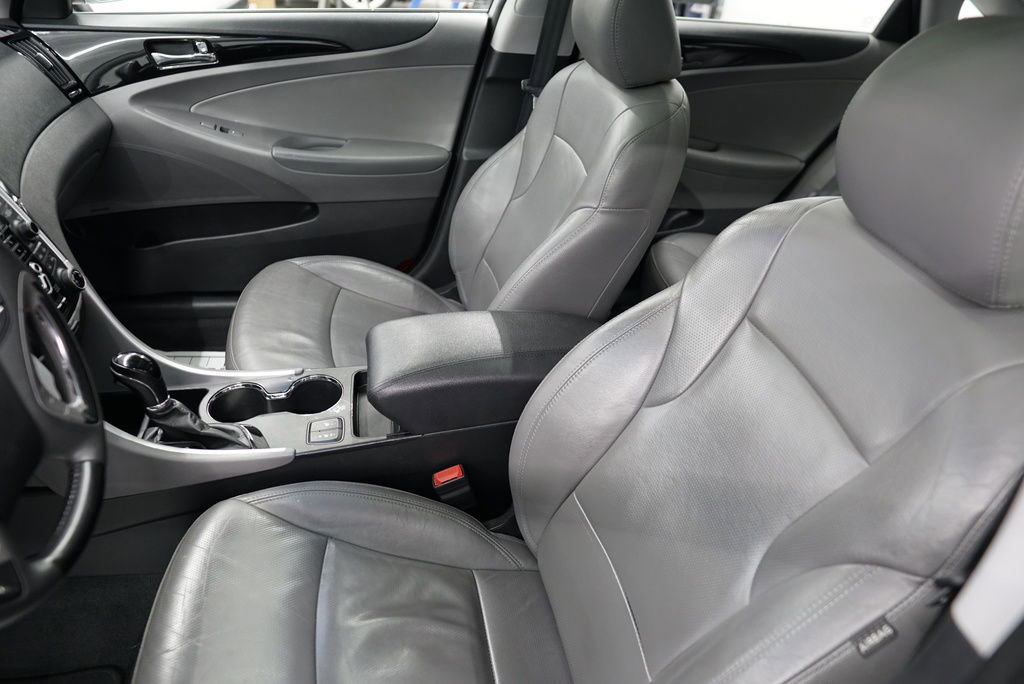 Used 2012 Hyundai Sonata Limited FWD image 35