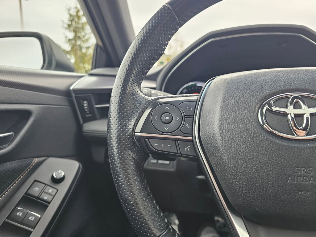 Used 2019 Toyota Avalon XSE image 33