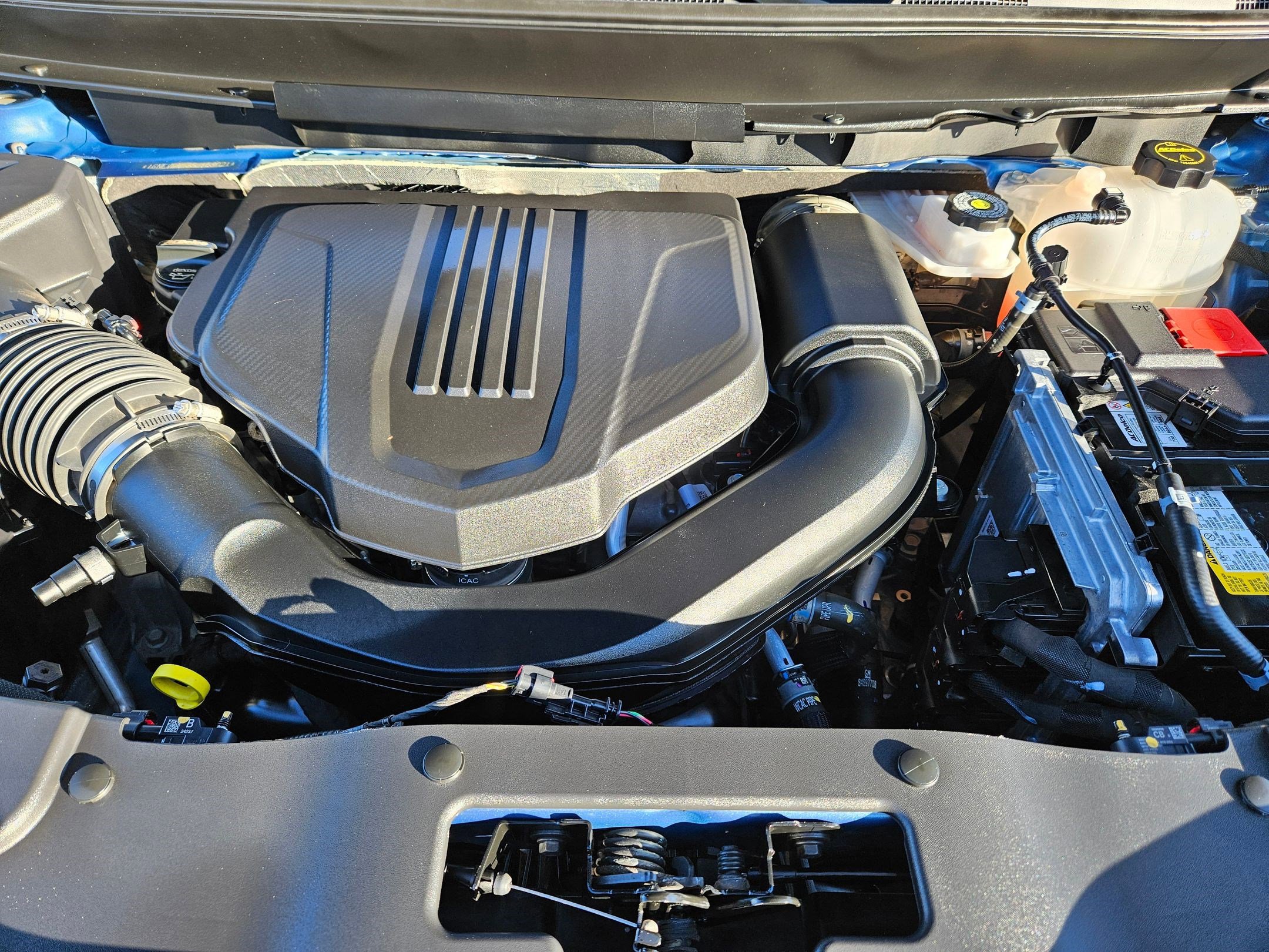 Used 2025 Chevrolet Traverse LT AWD/4WD image 33