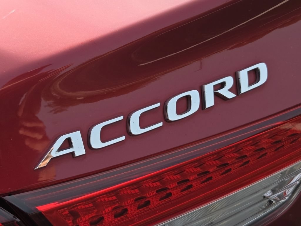 Certified 2021 Honda Accord Touring image 18