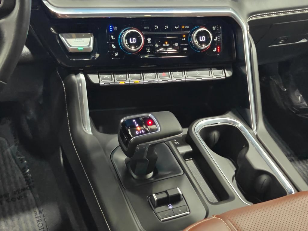 Used 2025 GMC Sierra 1500 Denali Ultimate AWD/4WD image 9