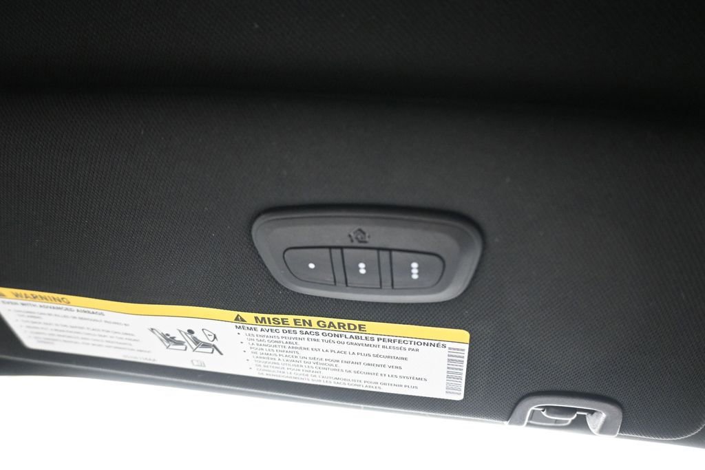 Used 2019 Chrysler Pacifica Touring-L w/ S Appearance Package FWD image 25