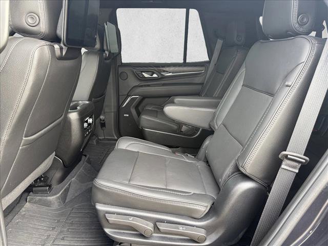 Used 2023 GMC Yukon Denali w/ Denali Reserve Package image 21