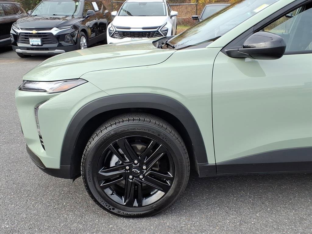 Used 2025 Chevrolet Trax ACTIV w/ Sunroof Package image 7