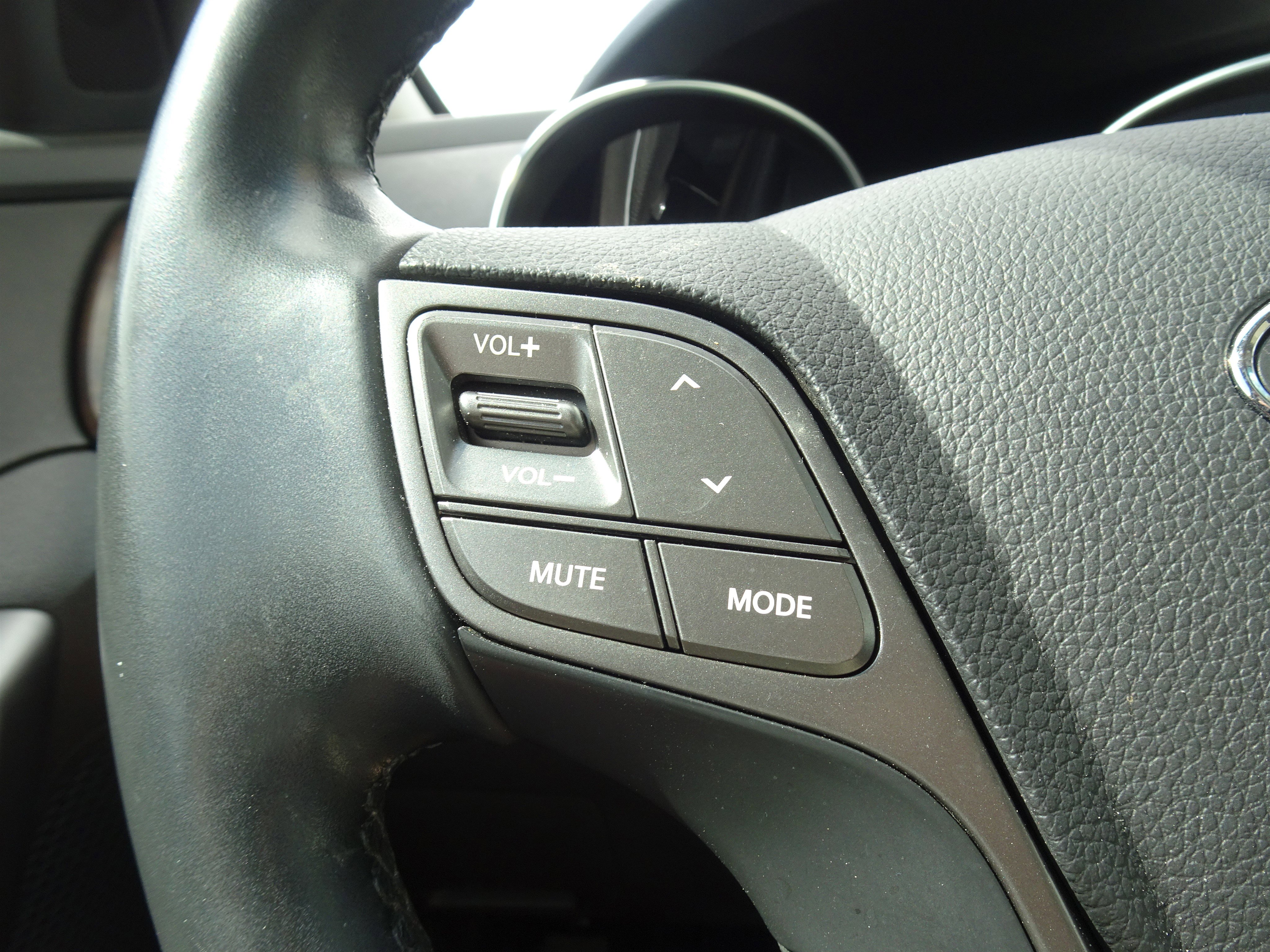 Used 2018 Hyundai Santa Fe Sport FWD image 20