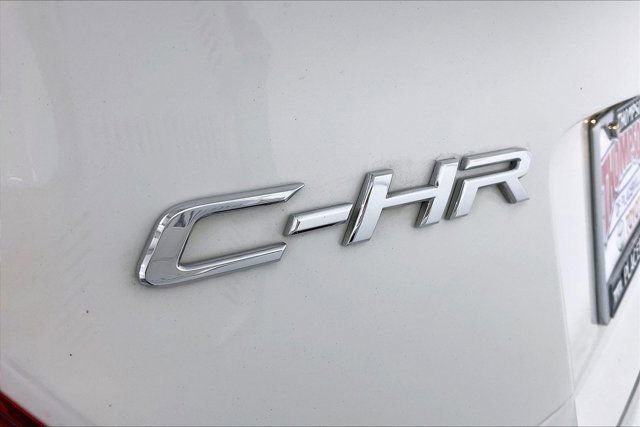 Used 2019 Toyota C-HR Limited image 32