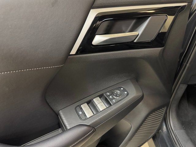 New 2025 Mitsubishi Outlander SE AWD/4WD image 7