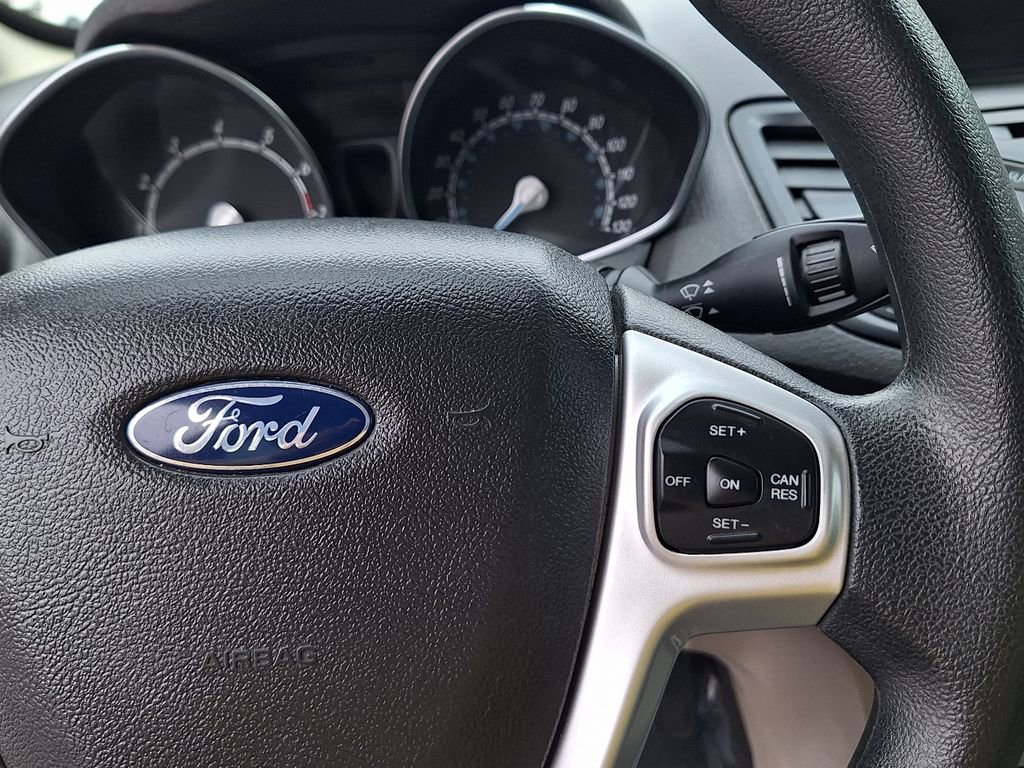 Used 2019 Ford Fiesta SE image 16