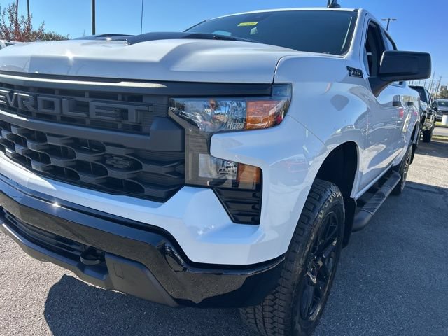 New 2026 Chevrolet Silverado 1500 Custom Trail Boss w/ Turbomax Blackout Package AWD/4WD image 10