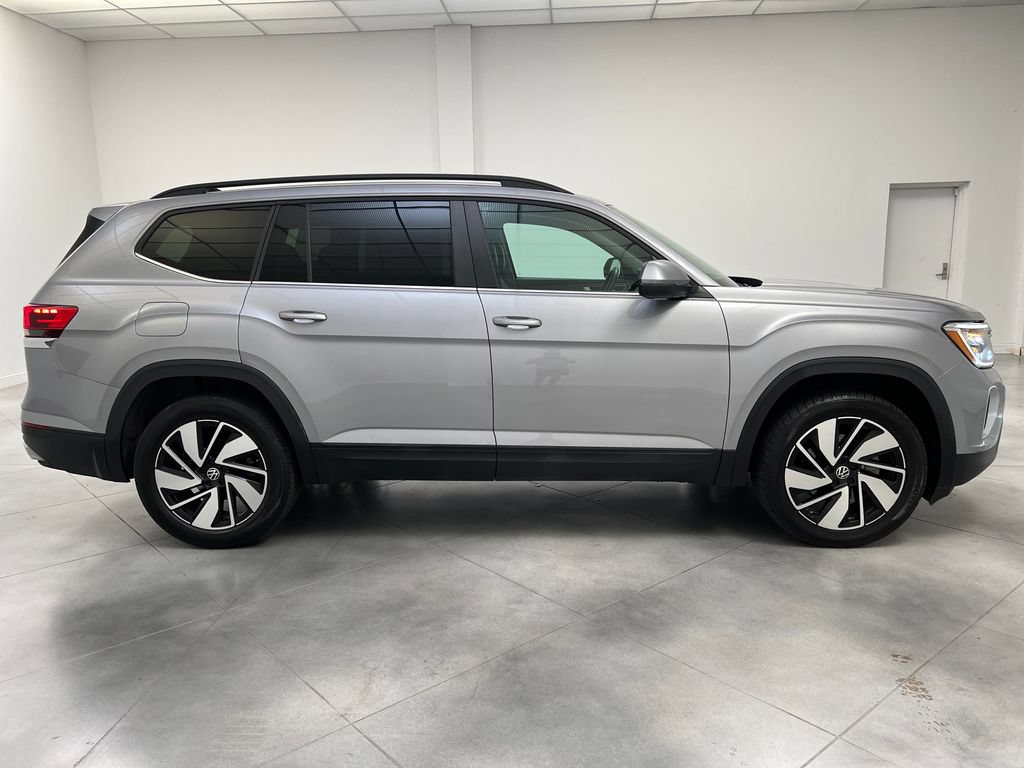 Used 2025 Volkswagen Atlas SE FWD image 10