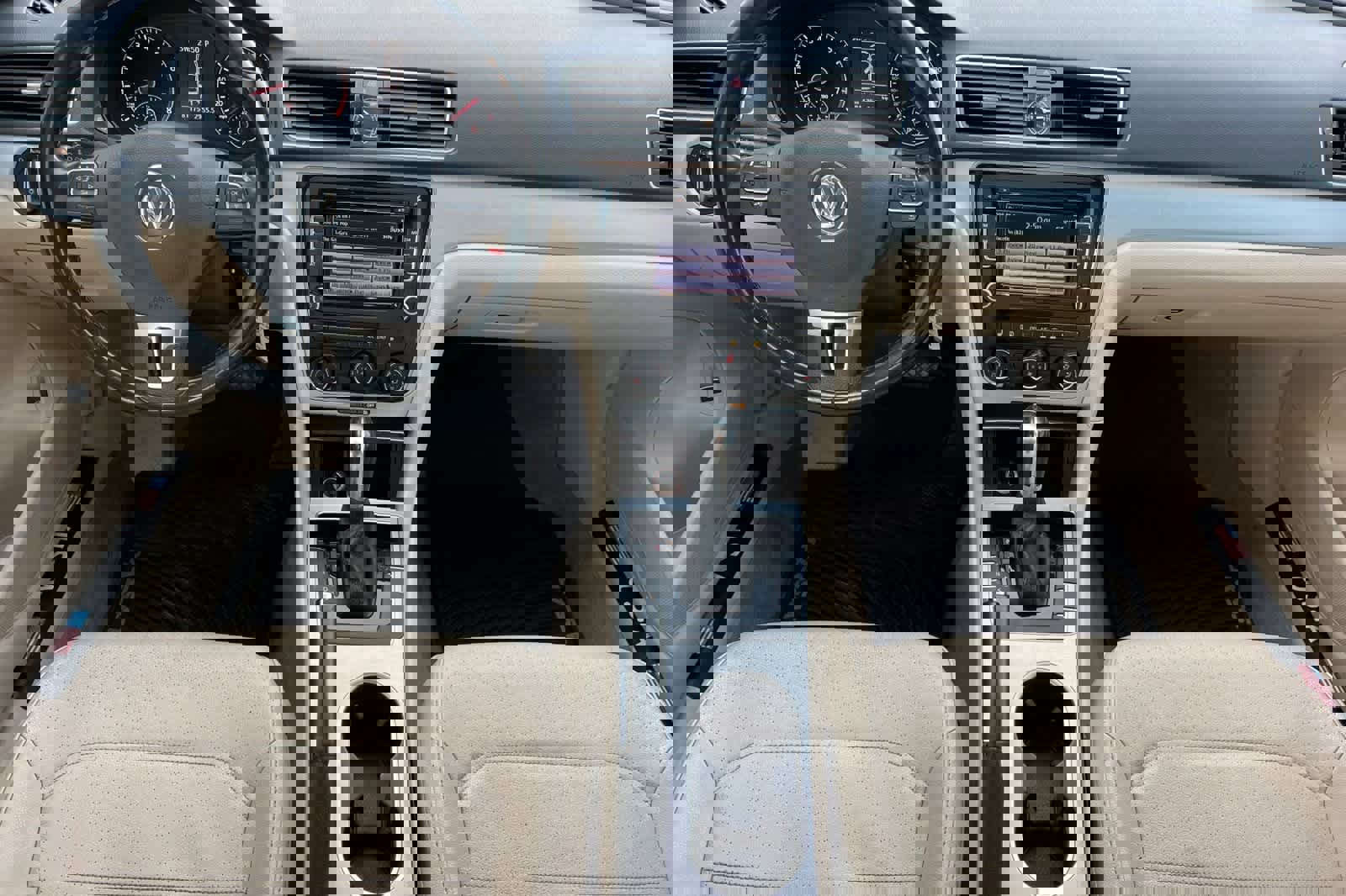 Used 2013 Volkswagen Passat 2.5 SE image 4