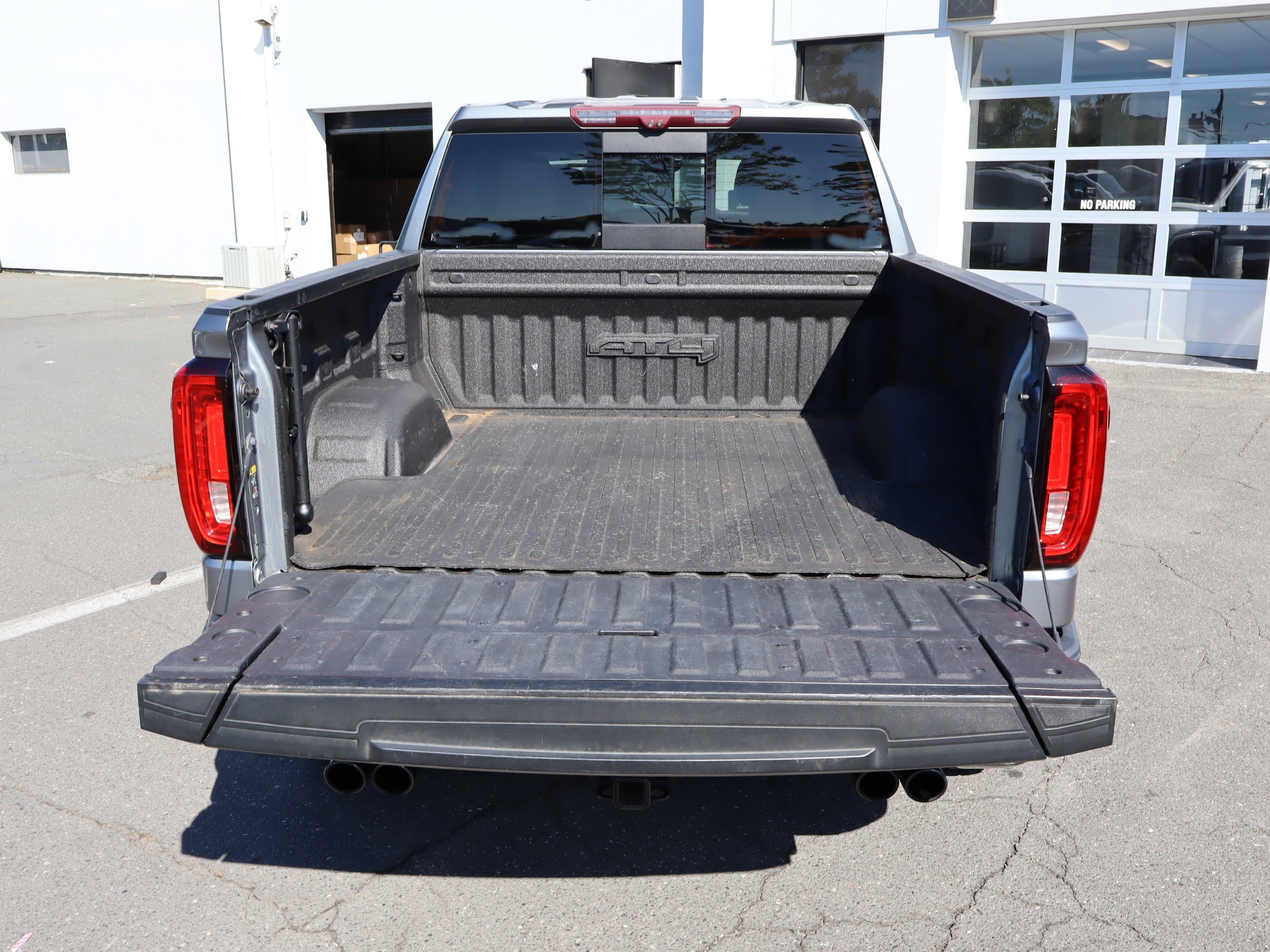 Used 2020 GMC Sierra 1500 AT4 w/ AT4 Premium Package AWD/4WD image 13