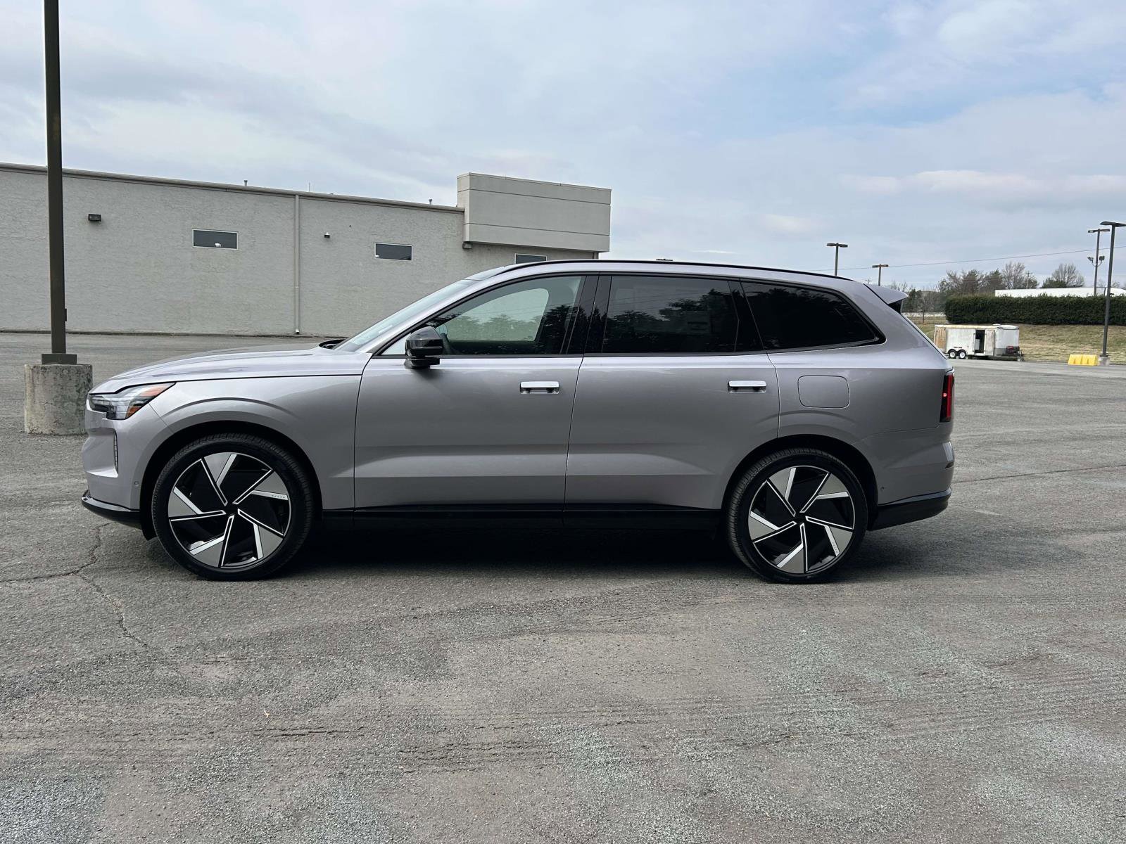 New 2026 Volvo EX90 Ultra image 6