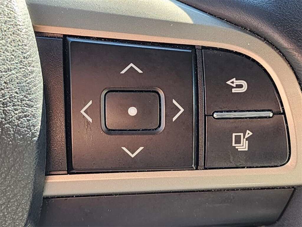 Used 2016 Lexus RX 450h AWD w/ Accessory Package image 30