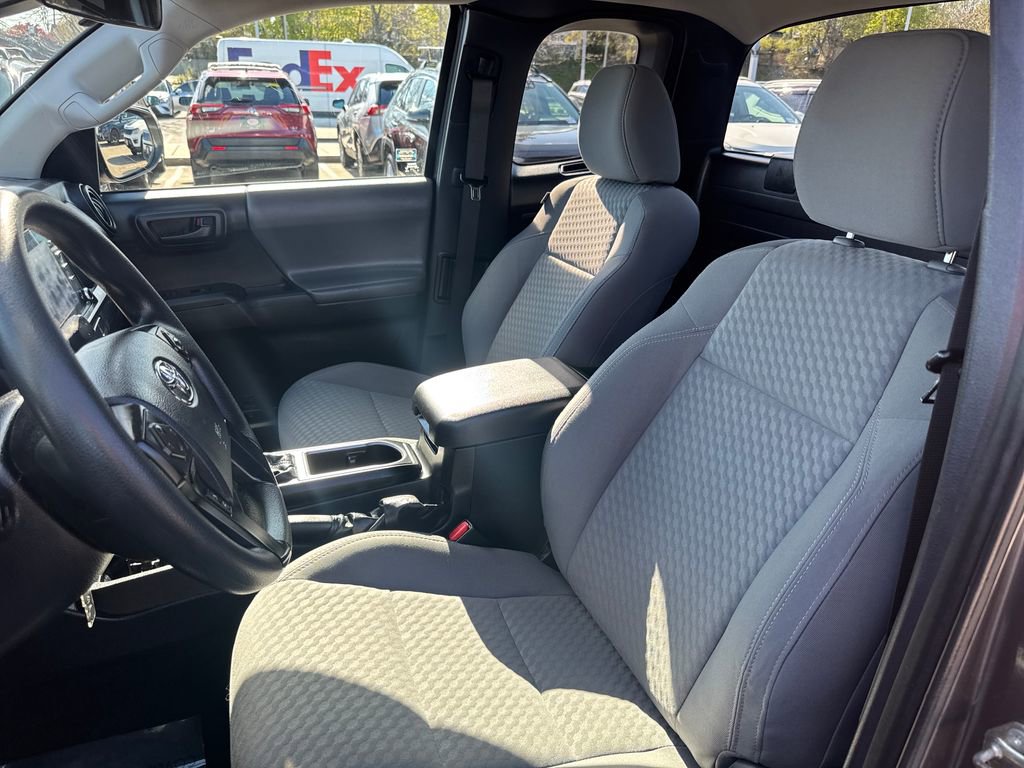 Used 2020 Toyota Tacoma SR AWD/4WD image 24