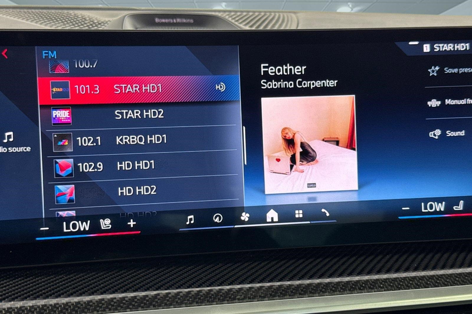 Used 2025 BMW X7 M60i image 24