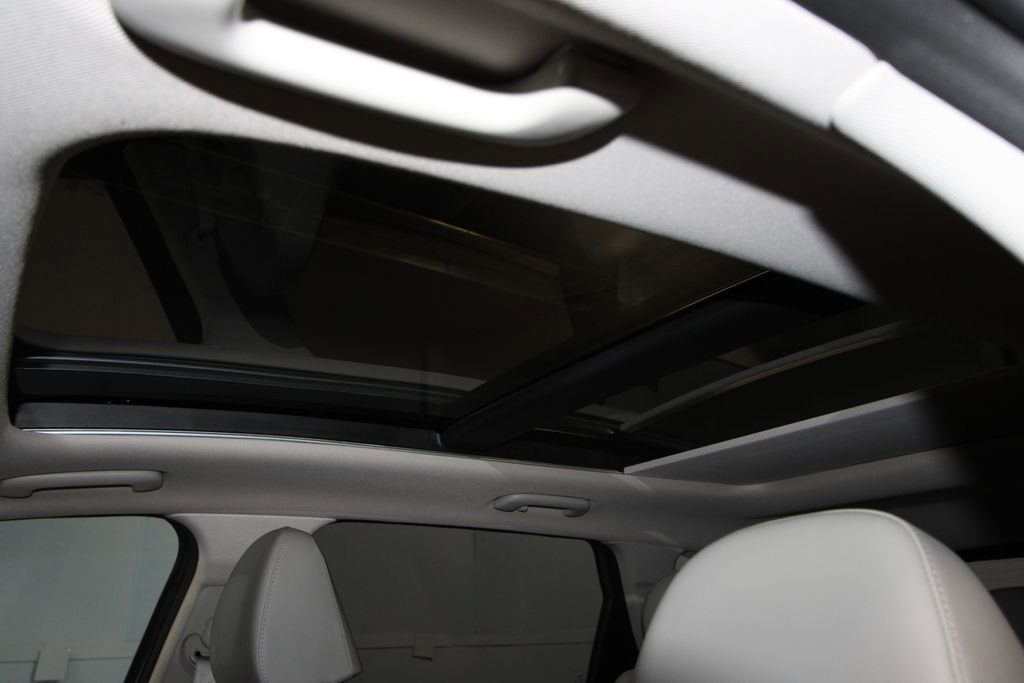 Used 2025 Kia Sorento SX image 20