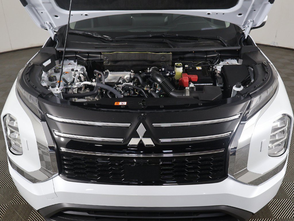 New 2026 Mitsubishi Outlander ES AWD/4WD image 19