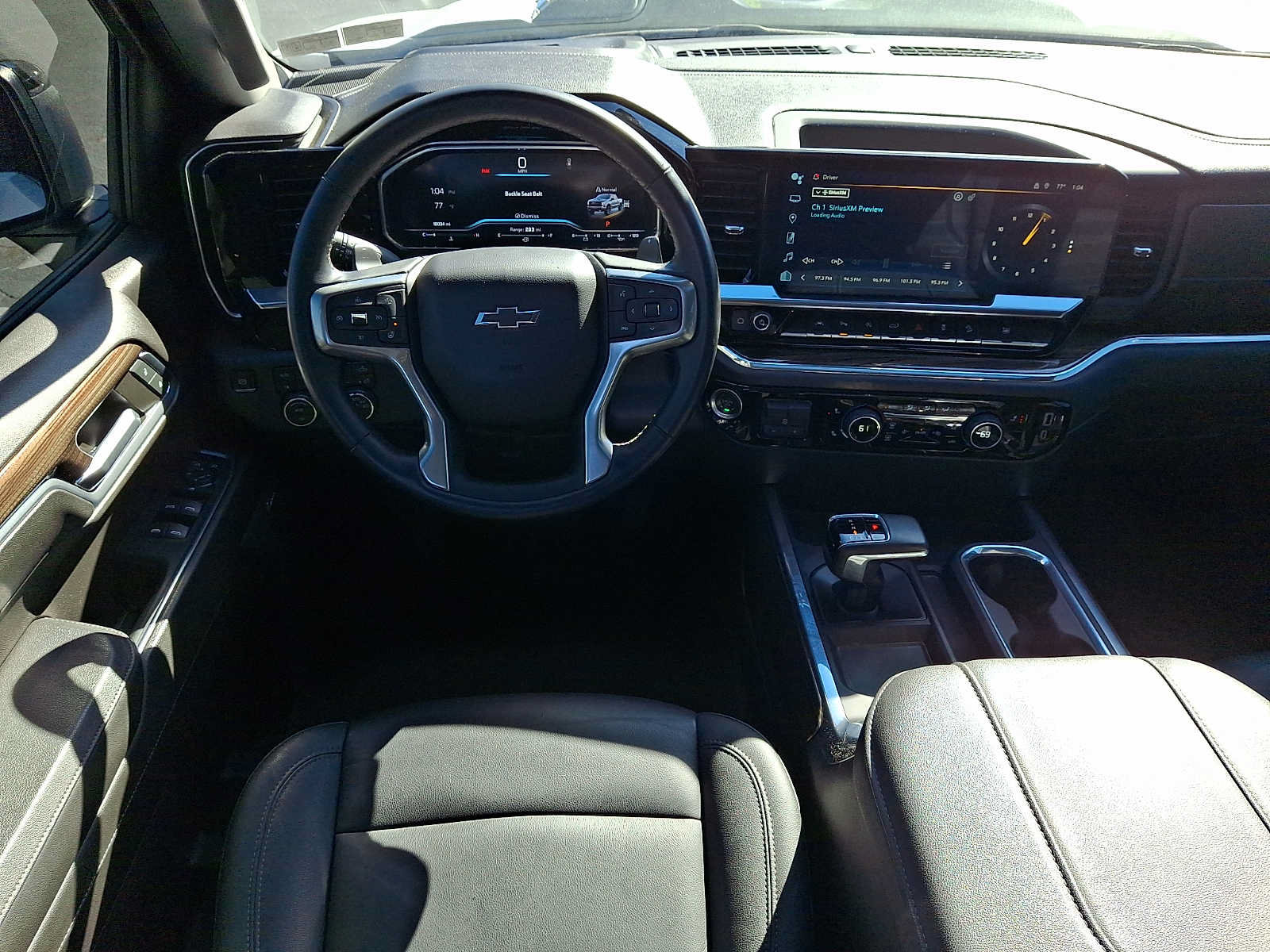 Used 2024 Chevrolet Silverado 1500 LT Trail Boss w/ LT Trail Boss Premium Package AWD/4WD image 11