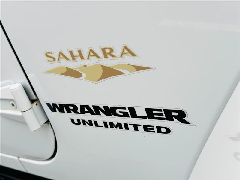 Used 2015 Jeep Wrangler Unlimited Sahara AWD/4WD image 29