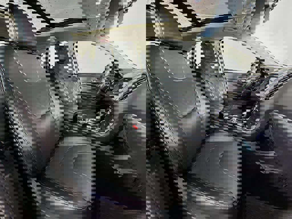 Certified 2018 Ford Edge Titanium w/ Equipment Group 301A image 14