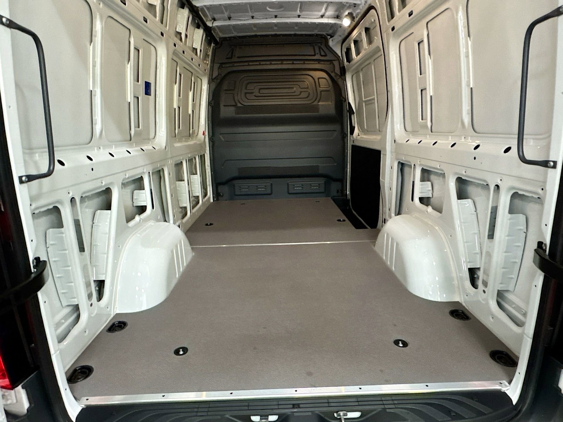 Used 2026 Mercedes-Benz Sprinter 2500 image 24