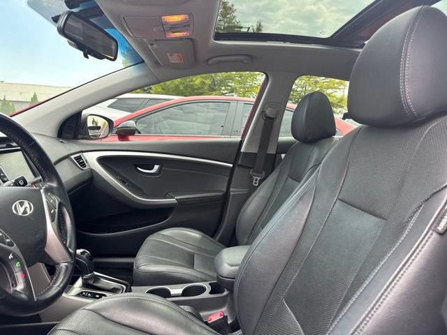 Used 2015 Hyundai Elantra GT w/ Option Group 03 FWD image 7