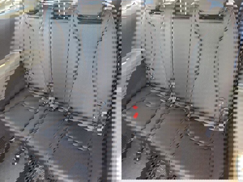 New 2026 Kia Carnival LXS image 8