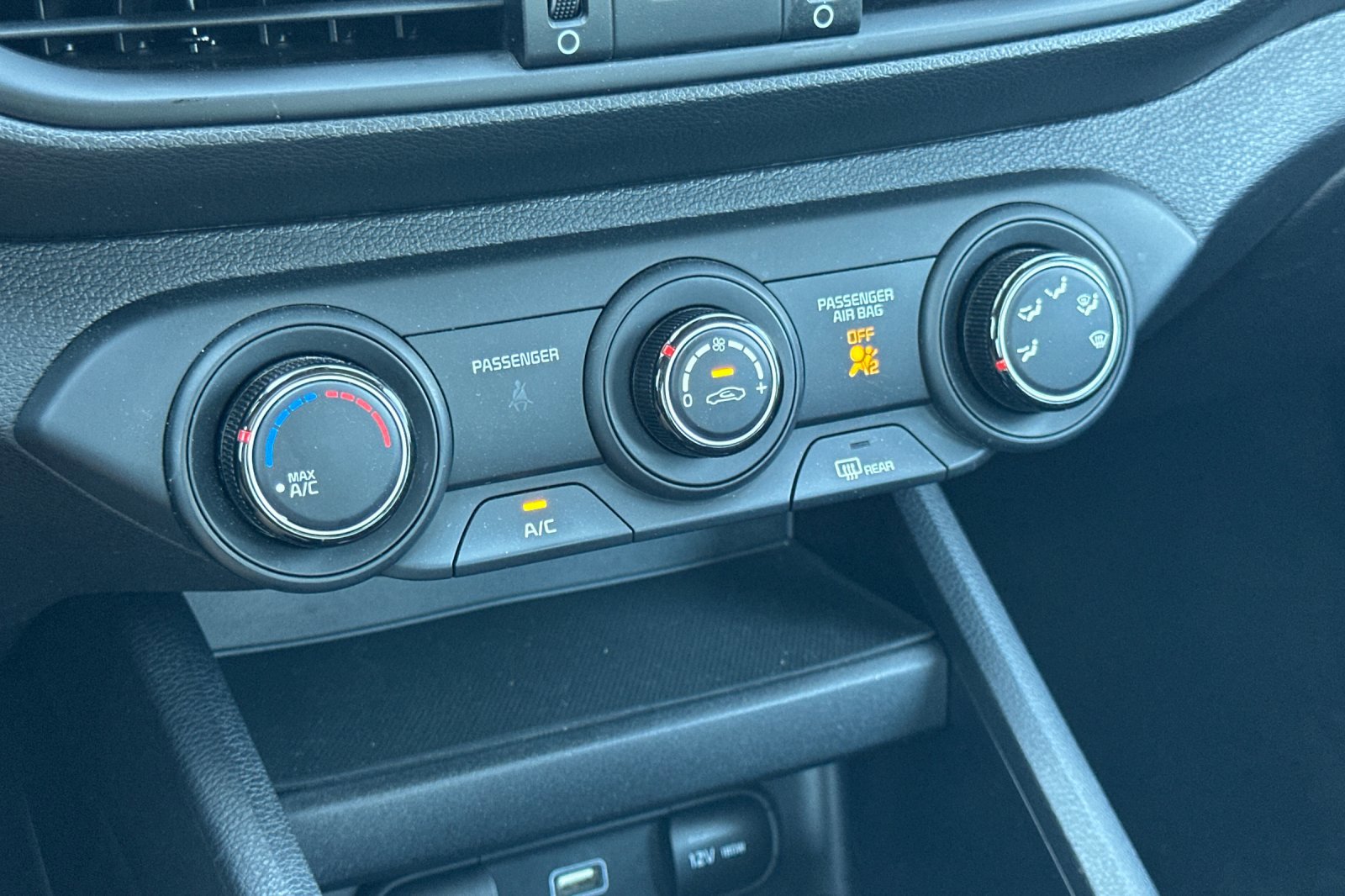 Used 2023 Kia Forte LXS image 19