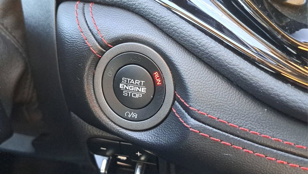 Used 2024 Dodge Durango GT image 27